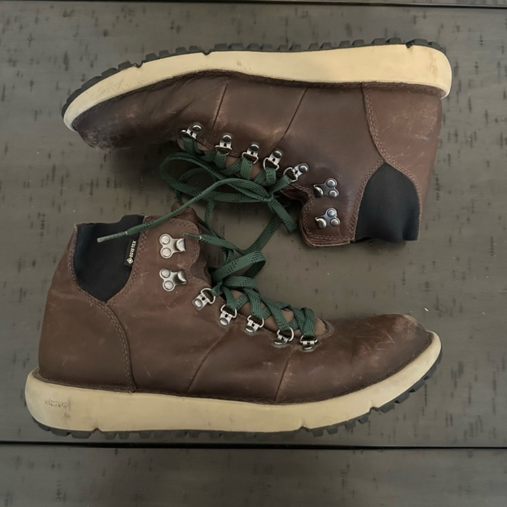 Danner Men’s GoreTex Vertigo 917 Java Lace-Up Boots